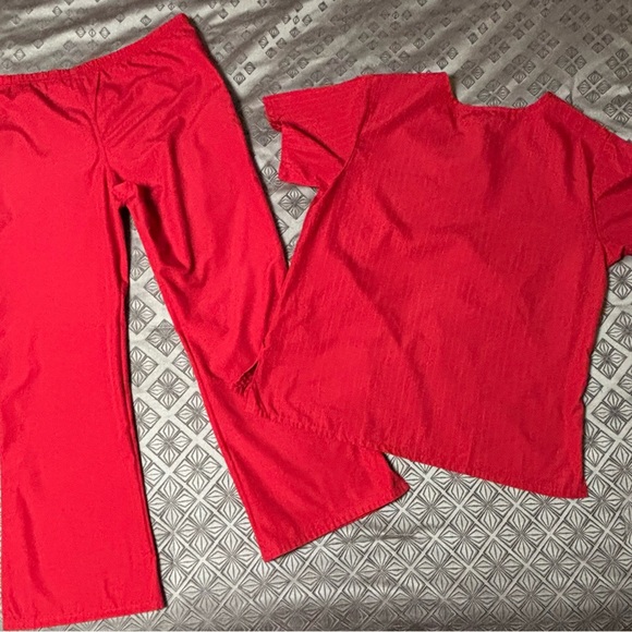 Red Scrub Set - Picture 2 of 4